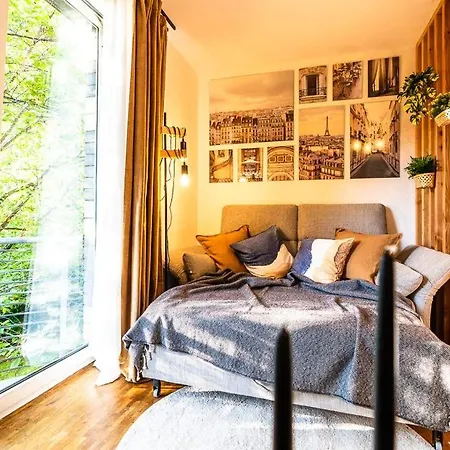 Apartamento Black Mirror Inkl Wlan, Parkplatz Krankenhaus