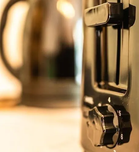 Black Mirror Inkl Wlan, Parkplatz