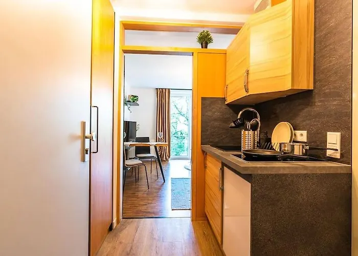 Black Mirror Inkl Wlan, Parkplatz *